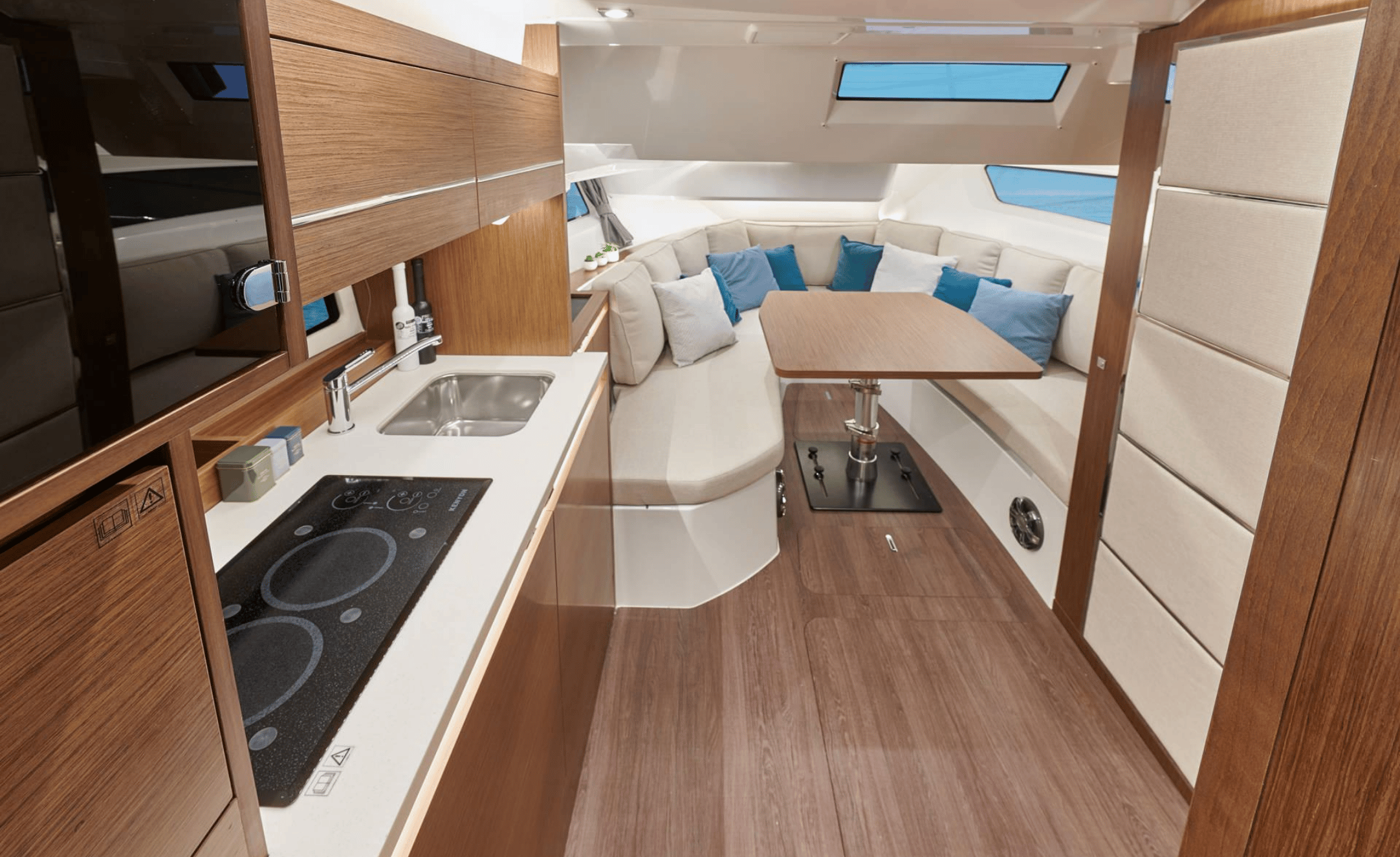 2027 Jeanneau Leader 12.5WA - Image 19