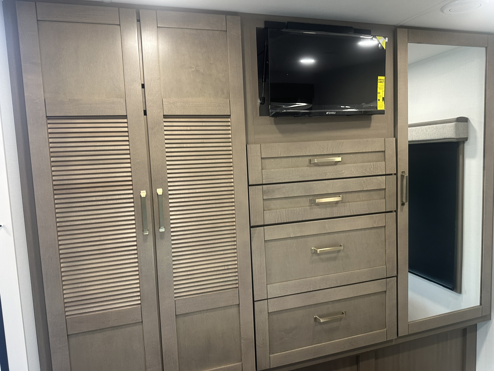 2027 JAYCO GREYHAWK 29MV - Image 36
