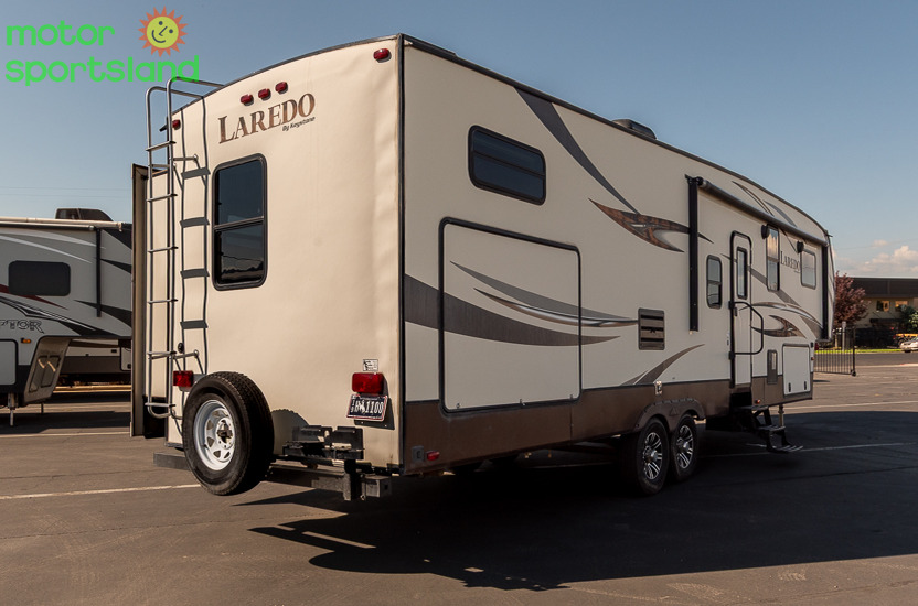 2014 Keystone Laredo 3325TG - Image 3