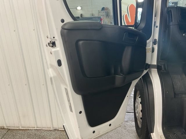 2025 Ram ProMaster Cargo Van Tradesman - Image 14