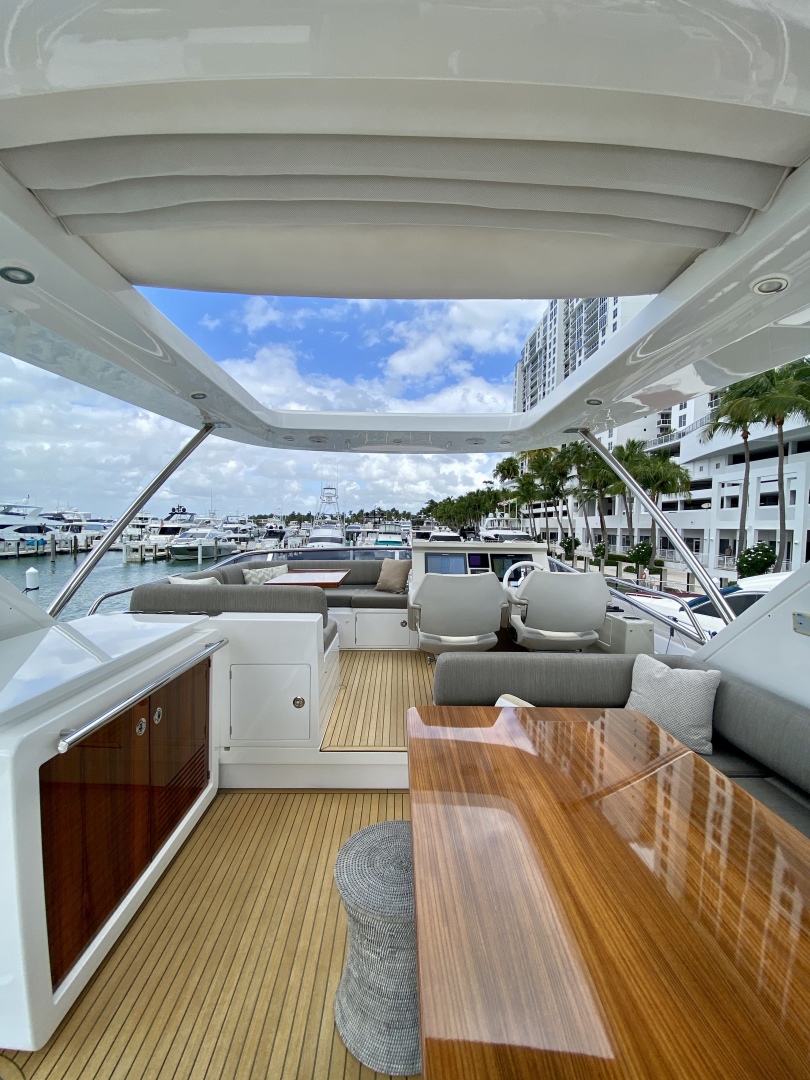 2018 Azimut Flybridge - Image 53