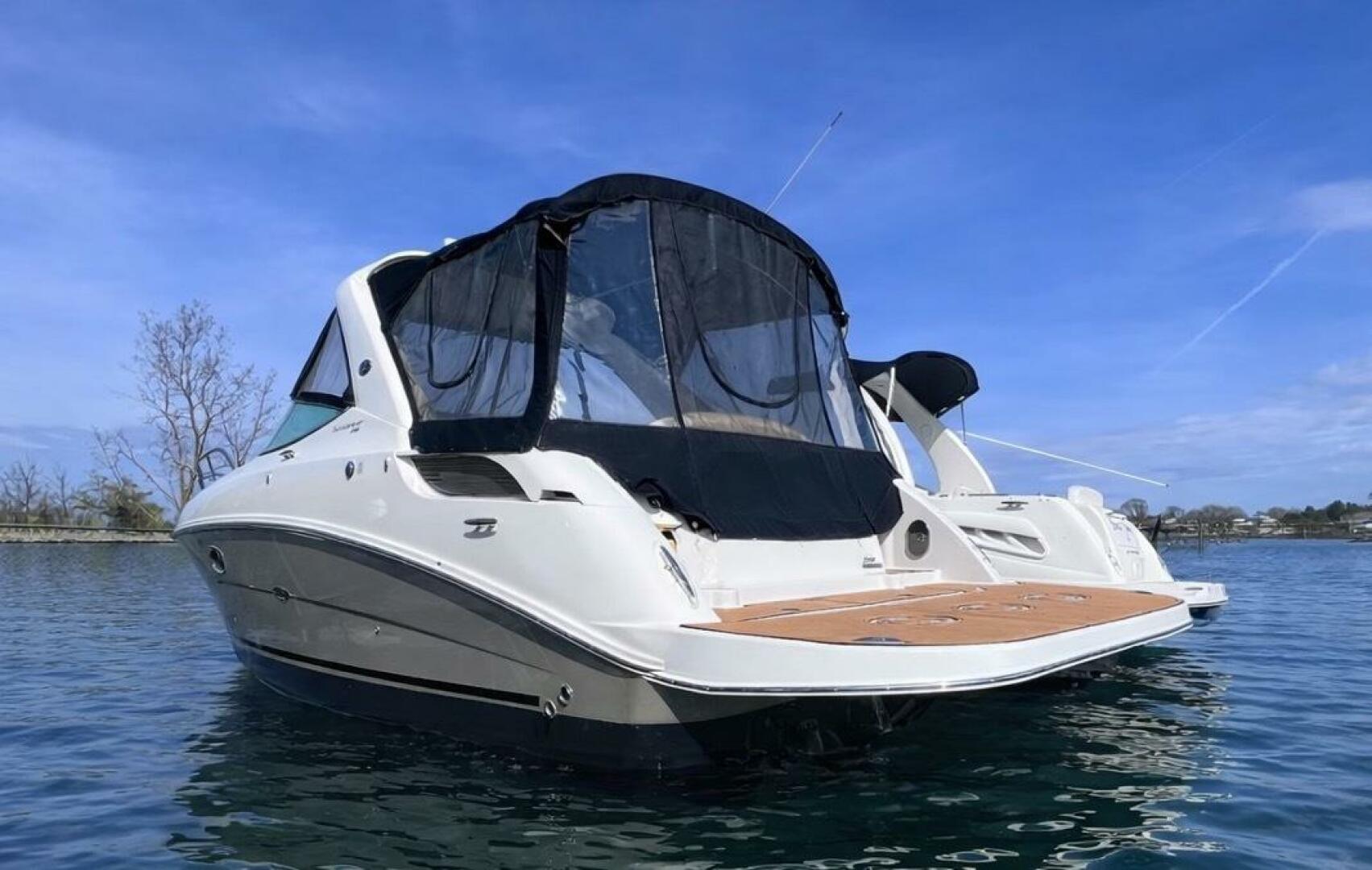 2010 Sea Ray 310 Sundancer - Image 2