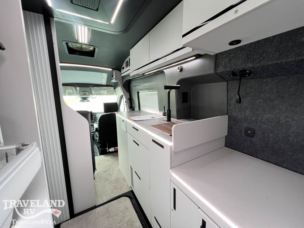 2027 Grand Design Lineage Series VT LVT1 - Image 28