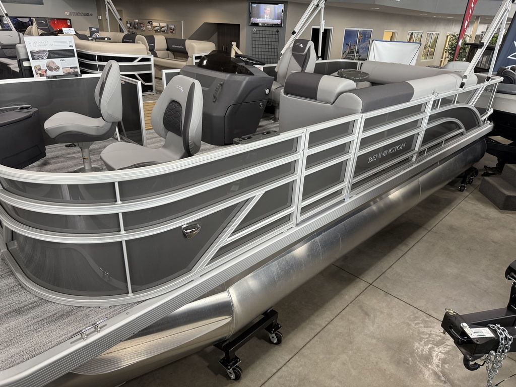 2026 Bennington 22SF TriToon Pontoon - Image 2