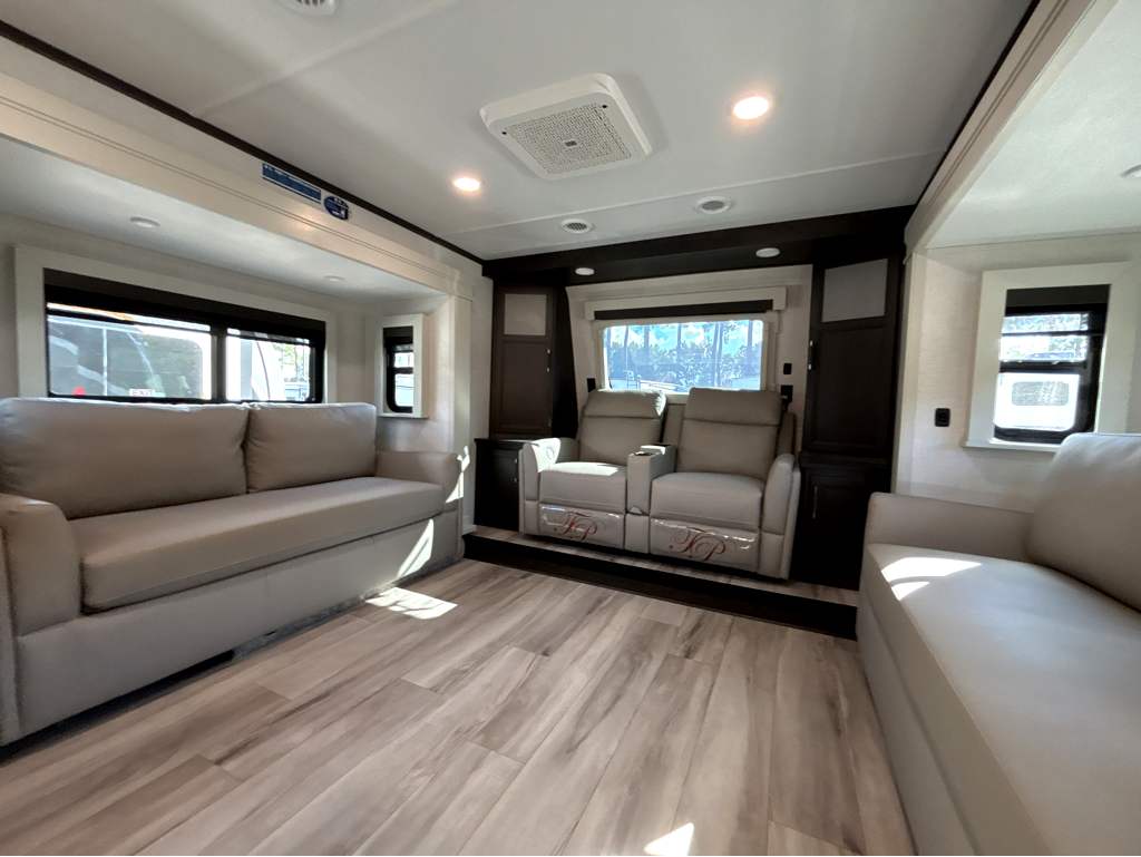 2026 Keystone ALPINE 3710FL - Image 24