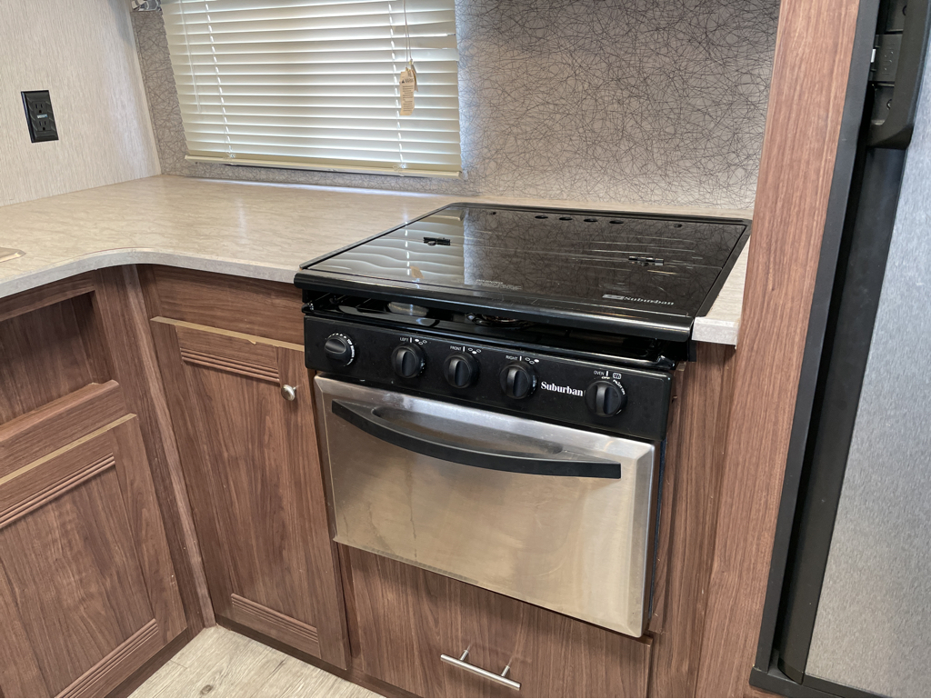2018 Heartland Prowler 29RKS - Image 10