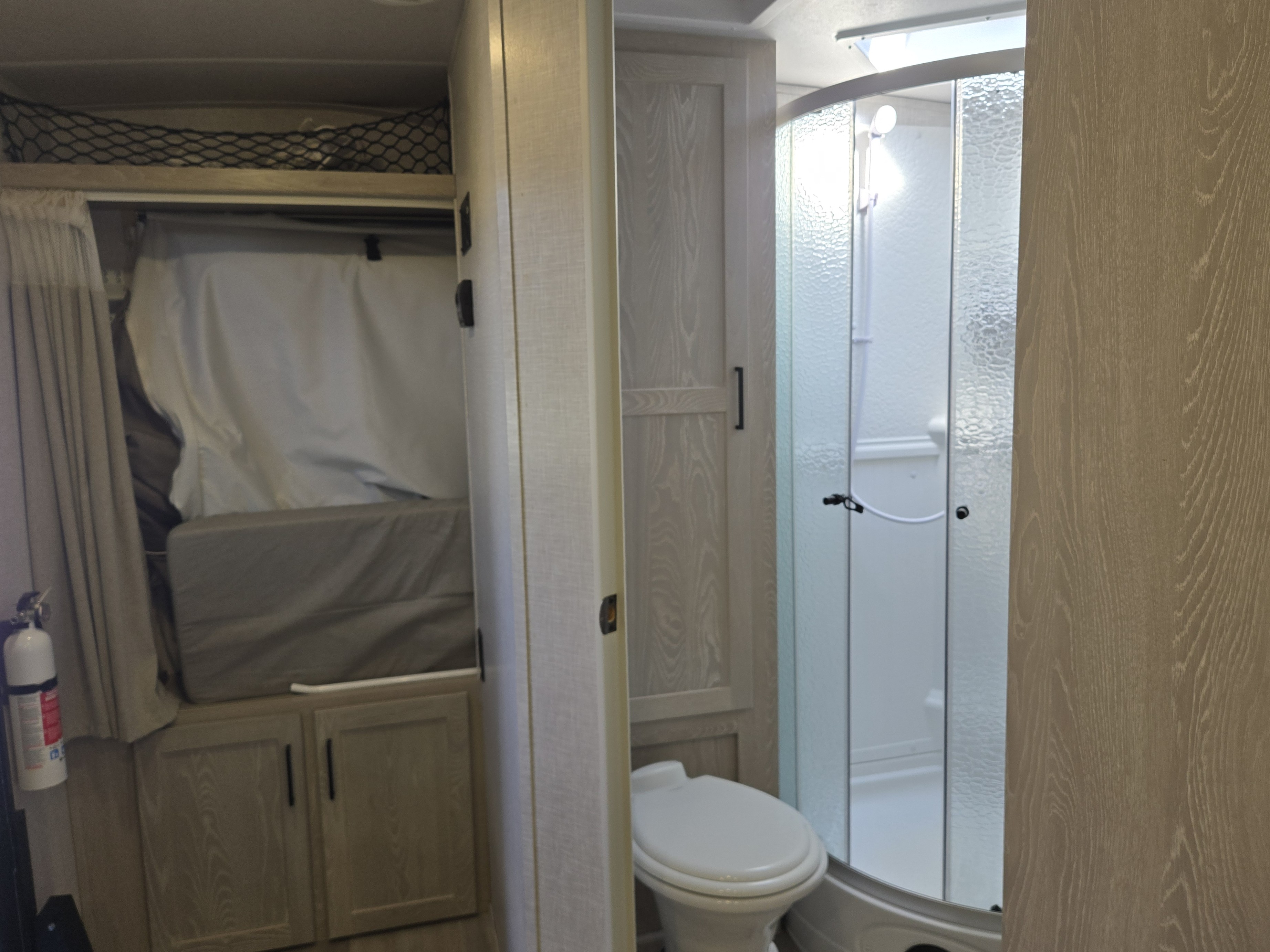 2022 Forest River Rockwood Roo 235S - Image 17