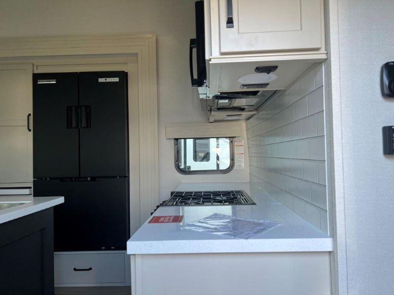 2026 Grand Design Momentum G-Class Fifth Wheel 394G - Image 3