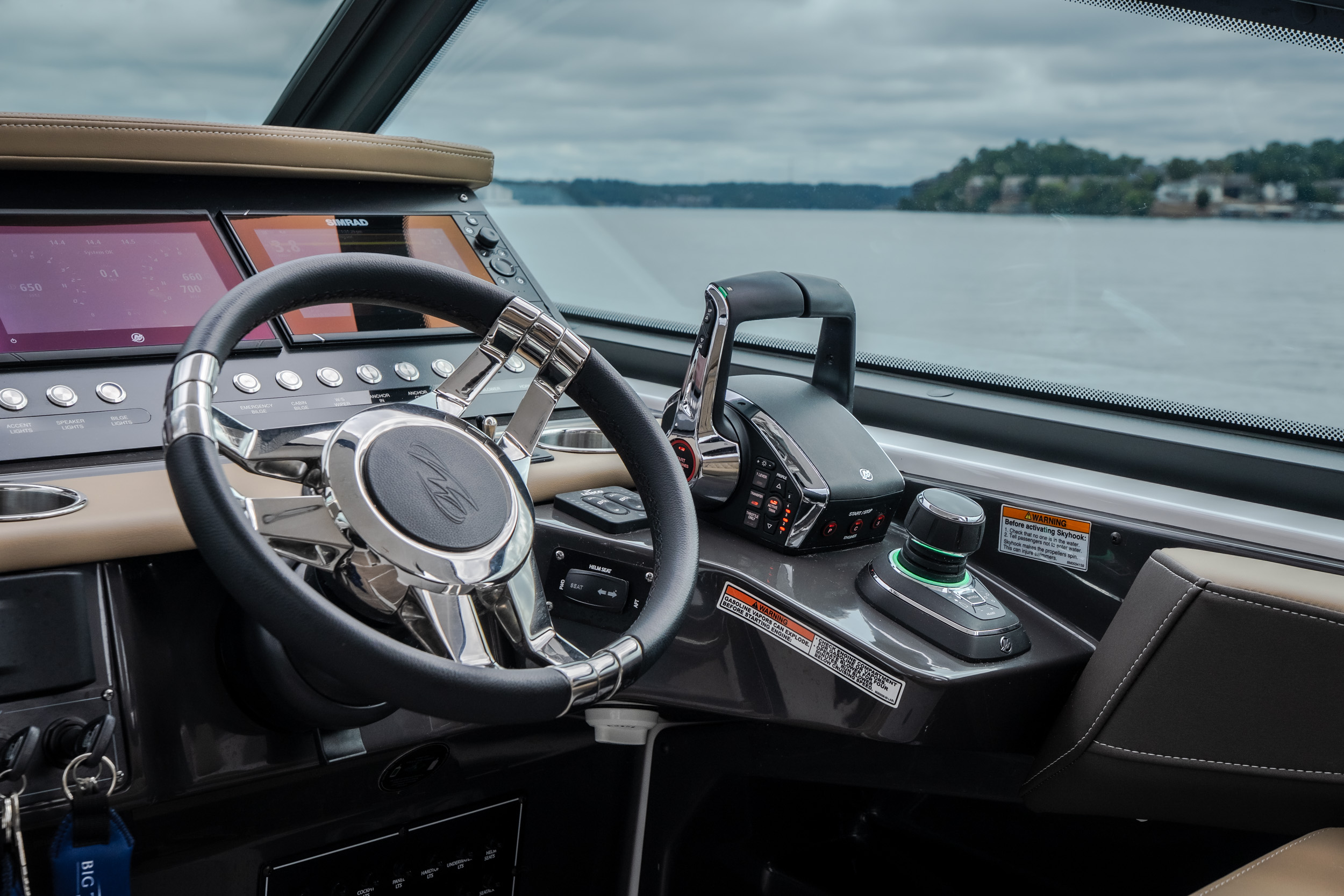 2025 Monterey 385SS - Image 19