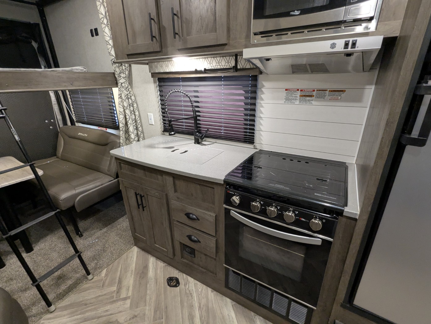 2021 Forest River Stealth FQ2413 - Image 16