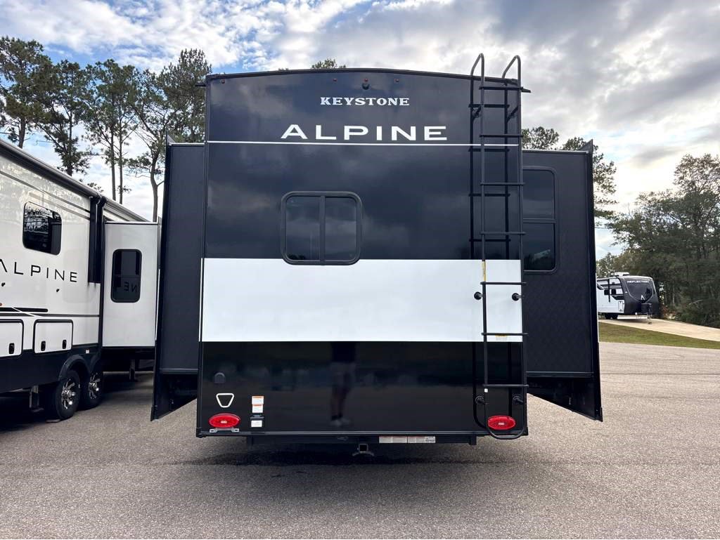 2026 Keystone AVALANCHE 366LS - Image 10