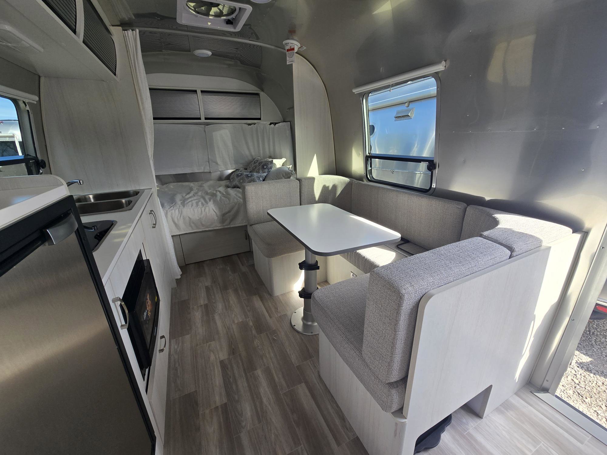 2026 AIRSTREAM BAMBI 22FB - Image 8