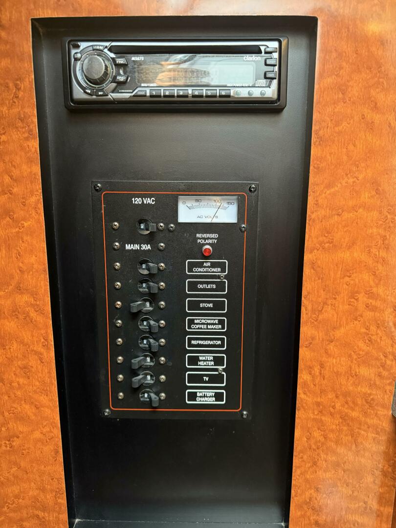 2002 Wellcraft Martinique 2600 - Image 22