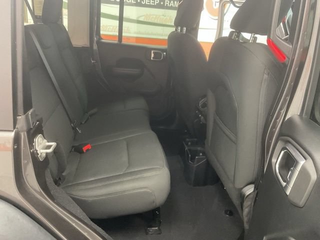 2018 Jeep Wrangler Unlimited Sport S - Image 11