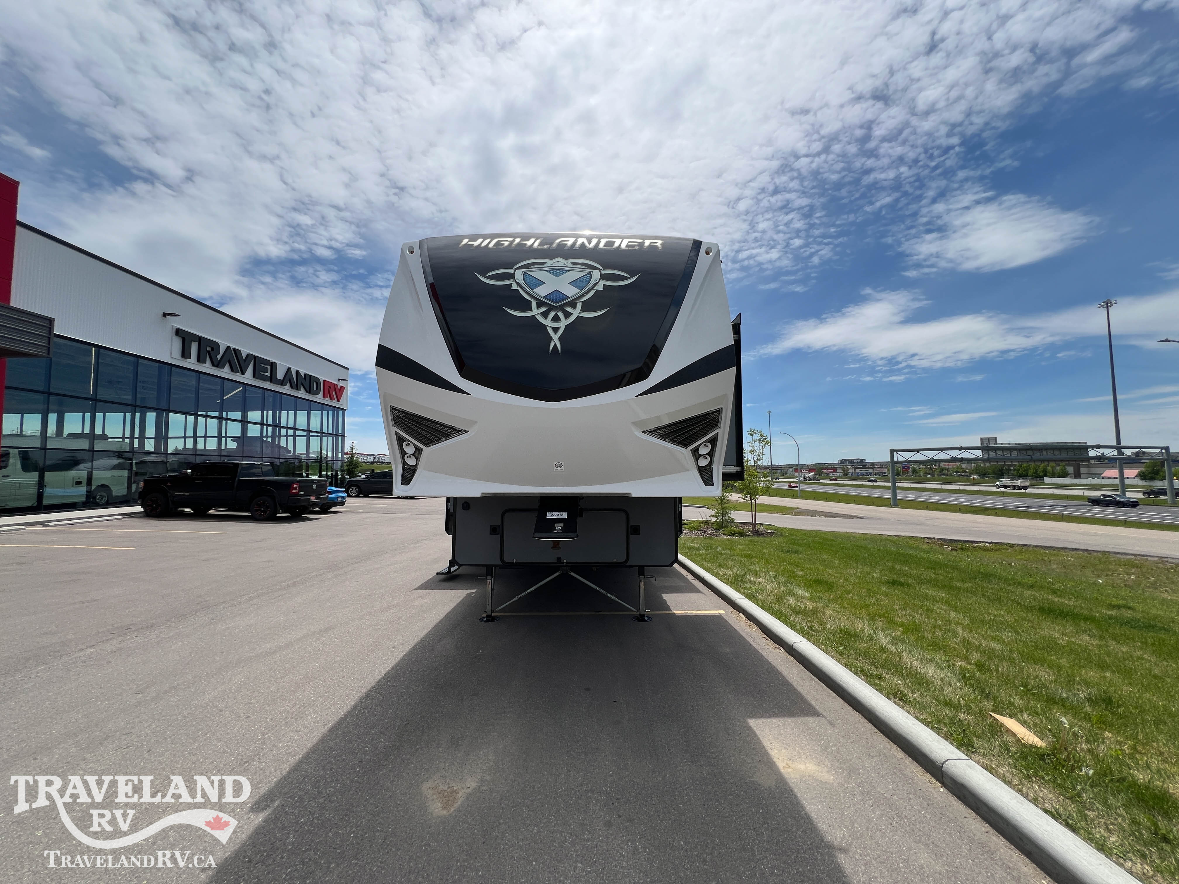 2019 Highland Ridge Highlander HF350H - Image 5