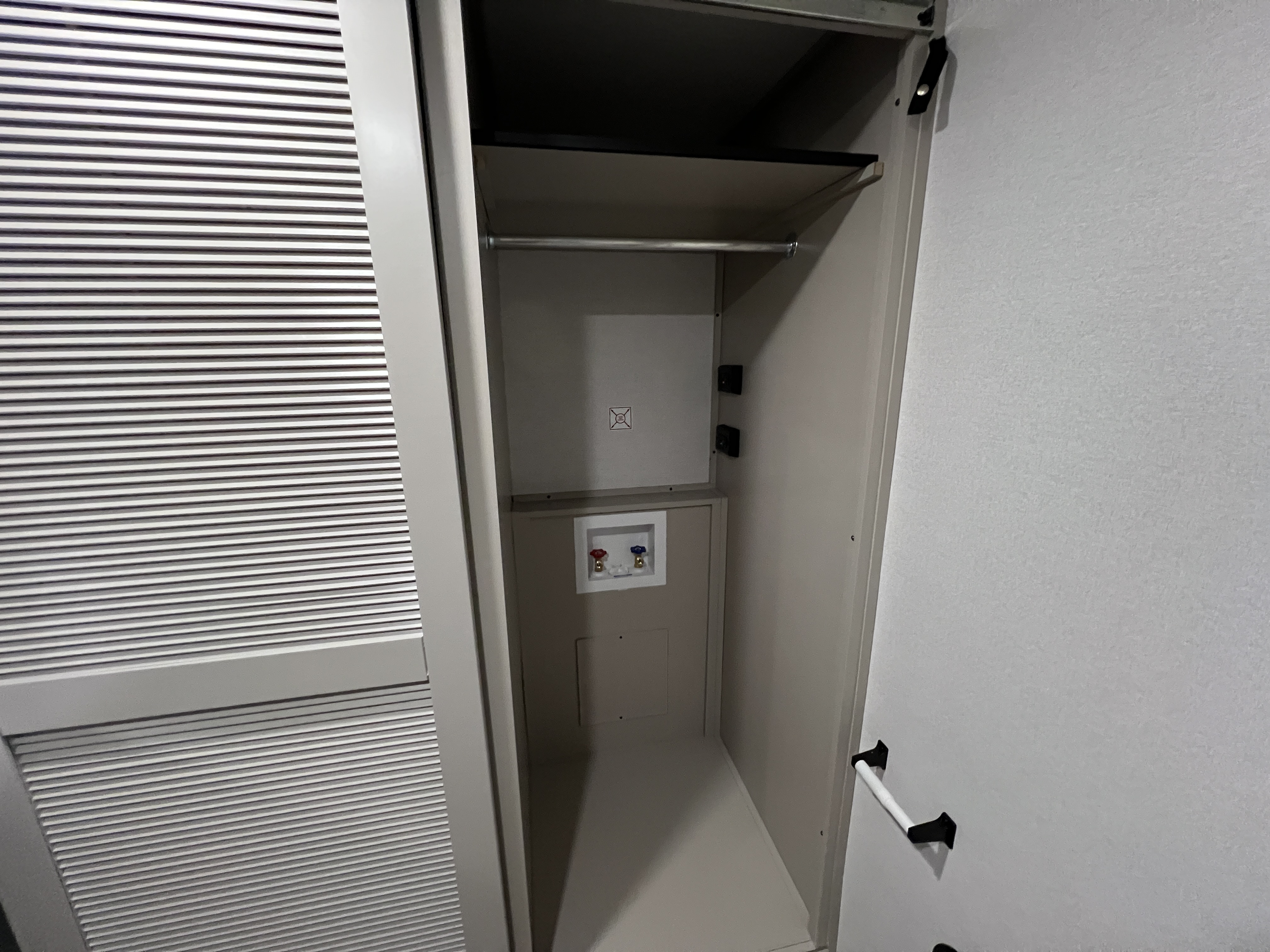 2027 Jayco Jay Flight Bungalow JayLoft - Image 30