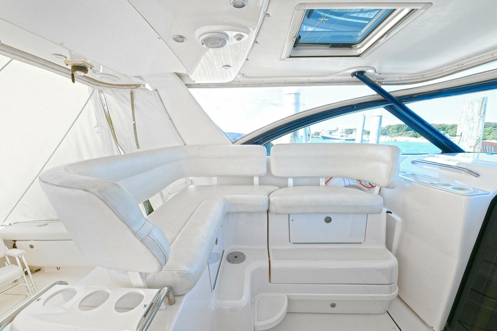 2008 Tiara Yachts 4200 Open - Image 20