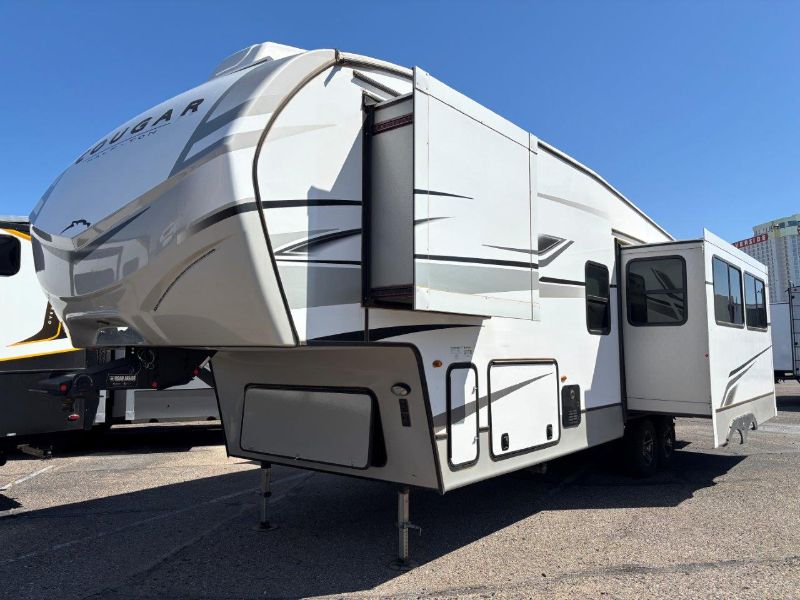 2023 Keystone Cougar Half-Ton 29RKS - Image 4