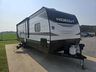 2023 KEYSTONE HIDEOUT 28RKS - Image 1