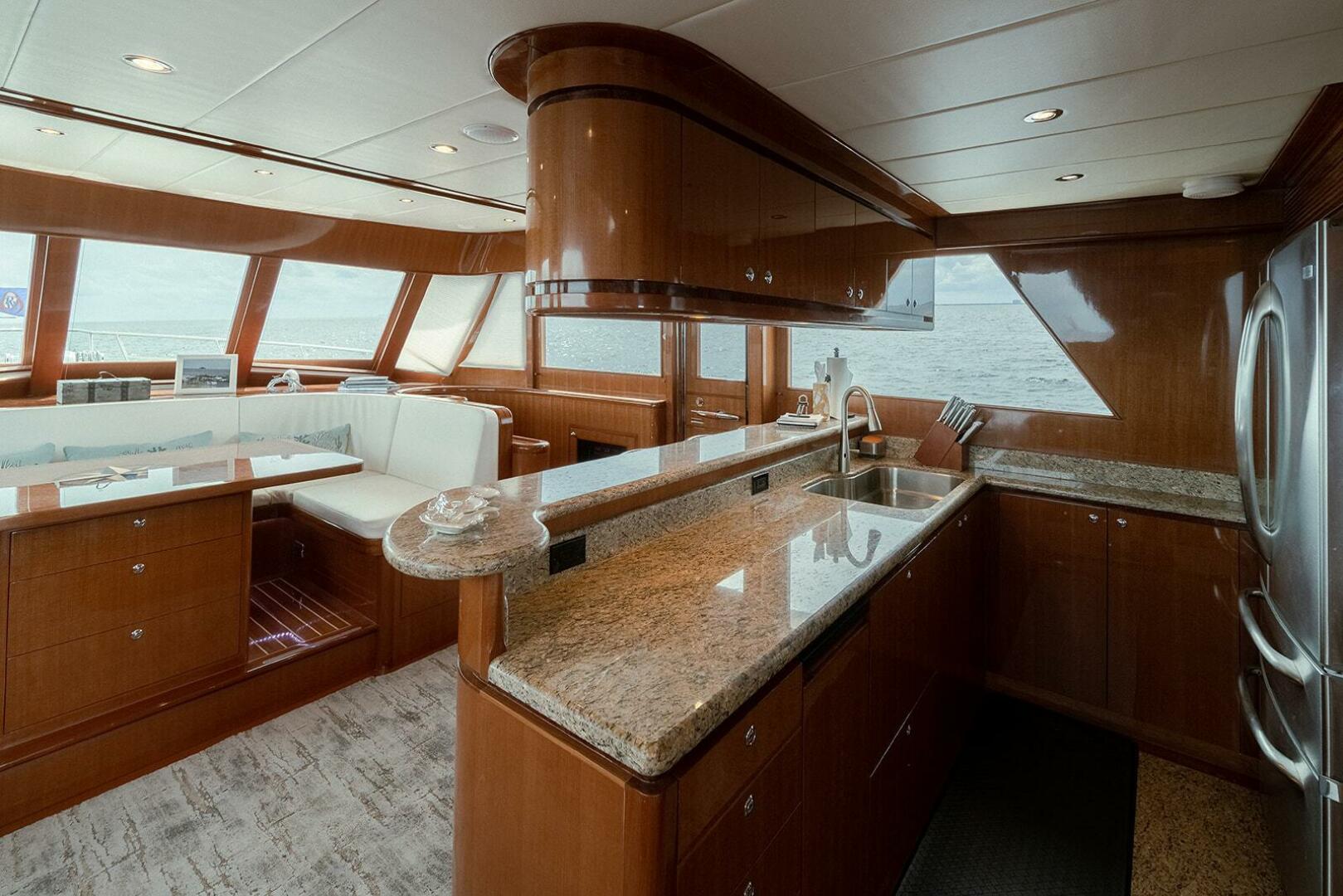 2013 Hampton 680 LRC - Image 10