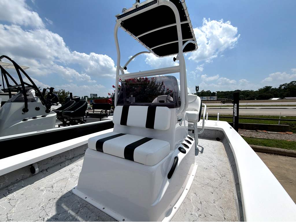 2026 Majek 22 Xtreme - Image 9