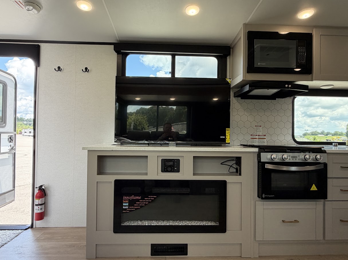 2027 JAYCO JAY FEATHER 30RKB - Image 17
