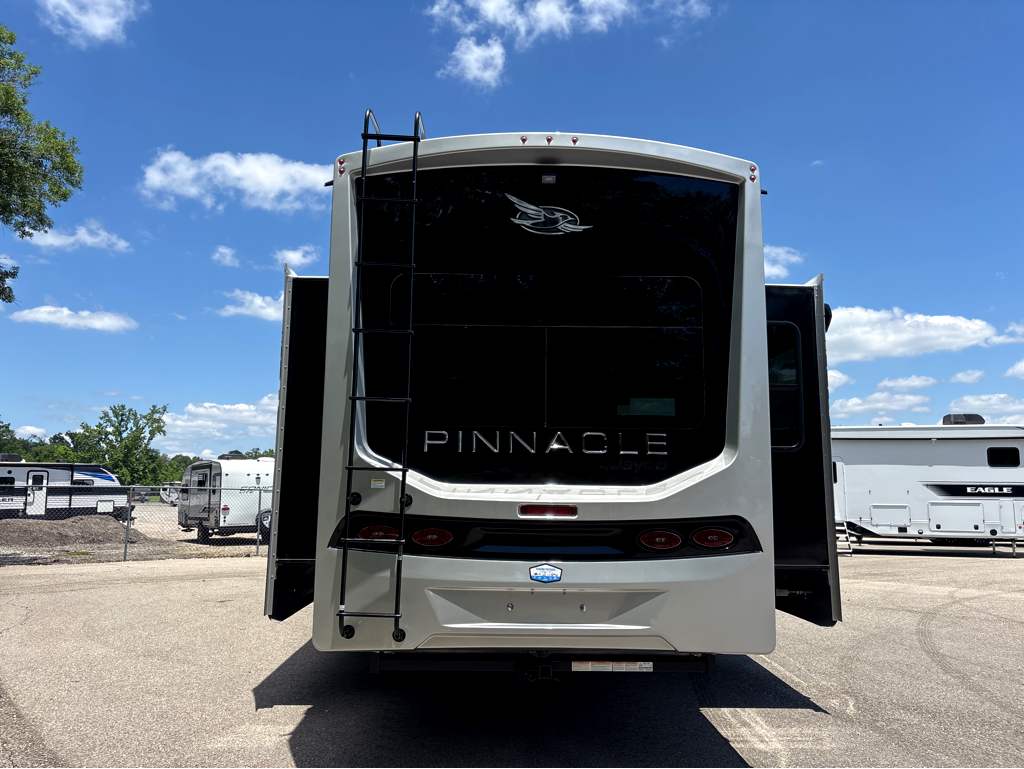 2026 JAYCO PINNACLE 36FBTS - Image 5