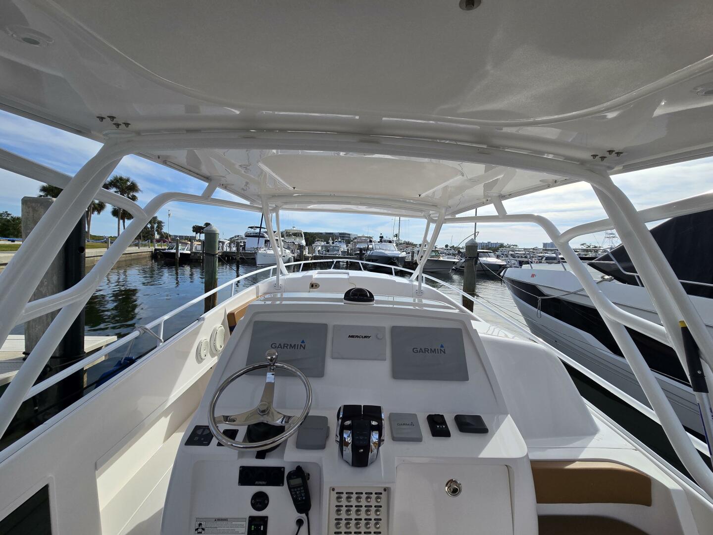 2018 Intrepid 375 Walkaround - Image 9