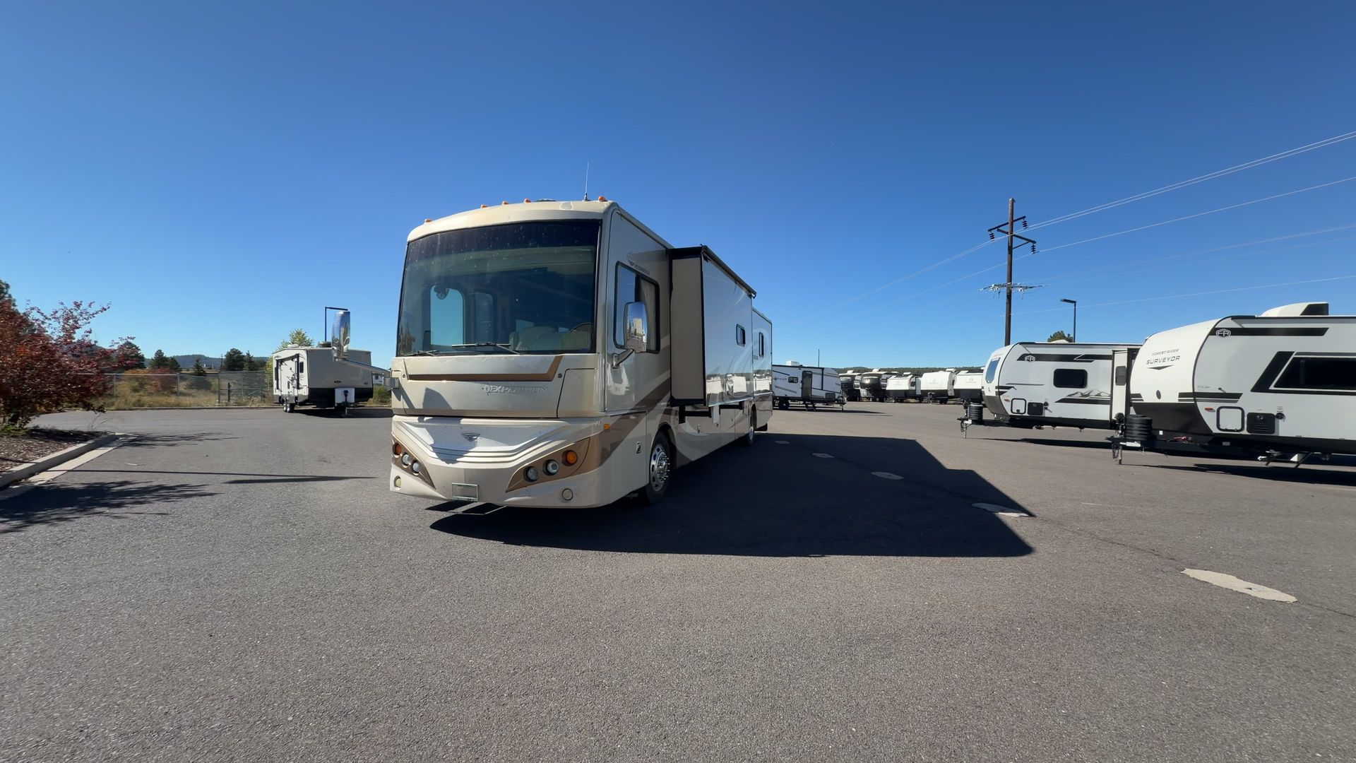 2013 Fleetwood Expedition 38B - Image 5