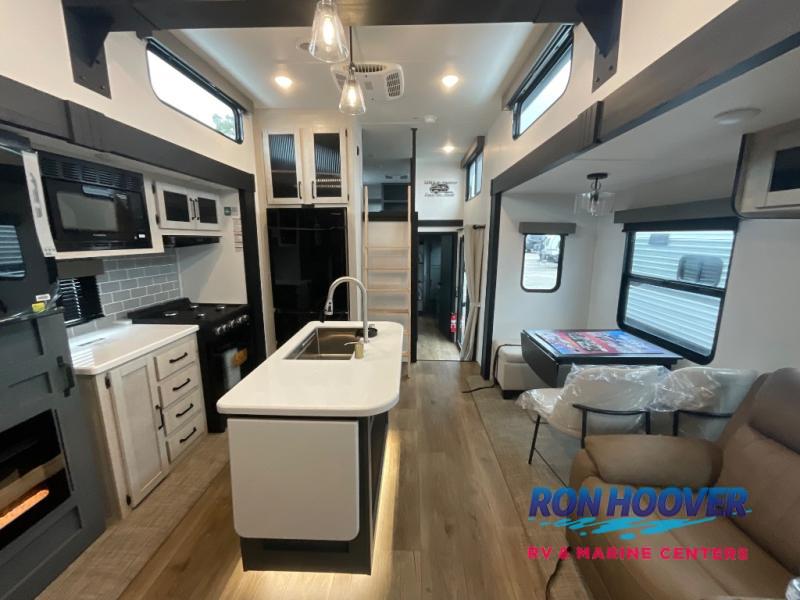 2026 PALOMINO PUMA 421LFT - Image 5