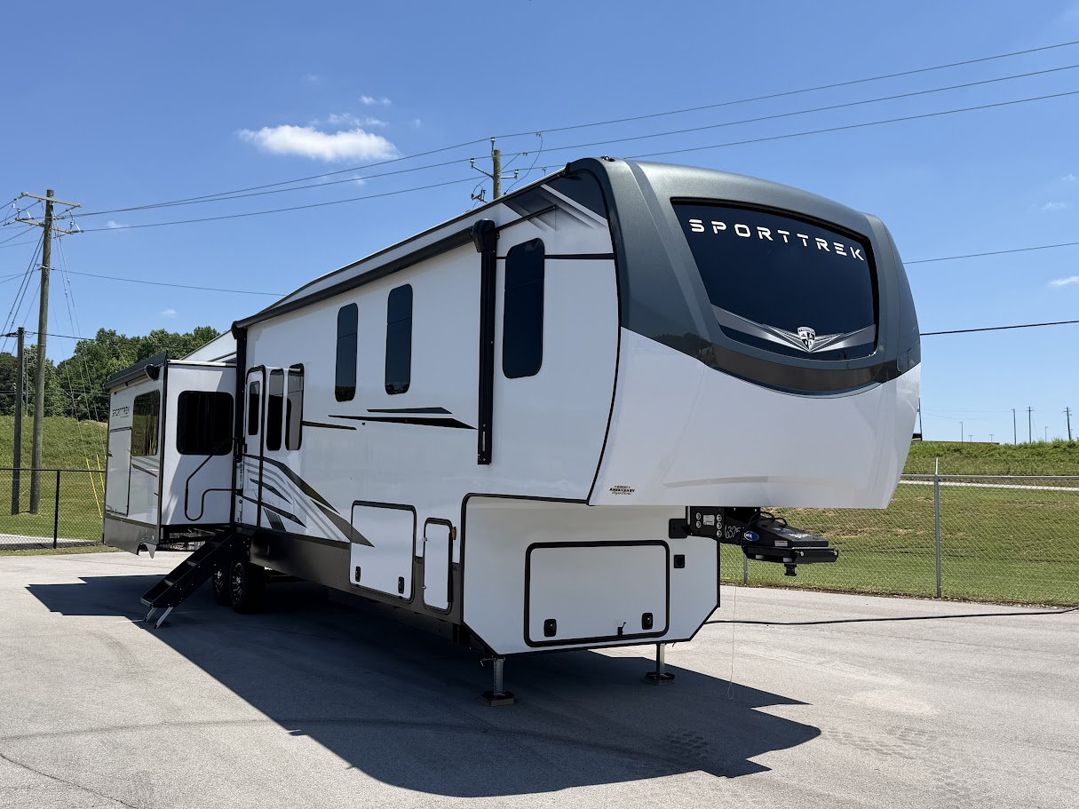2026 VENTURE SPORTTREK 363VFR - Image 1