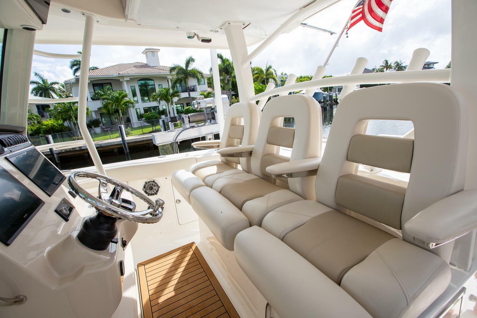 2023 Boston Whaler 380 Outrage - Image 12