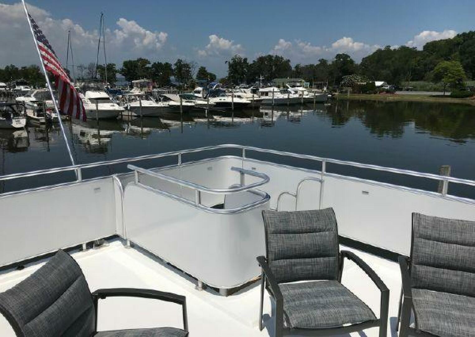 2017 Sumerset Houseboat - Image 6