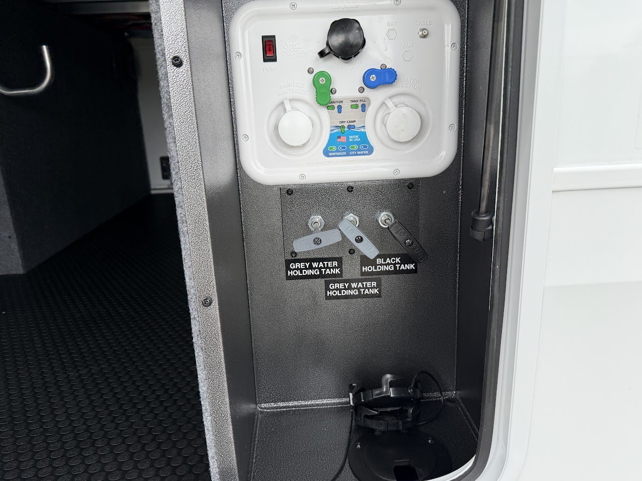 2027 JAYCO NORTH POINT 375TBDB - Image 6