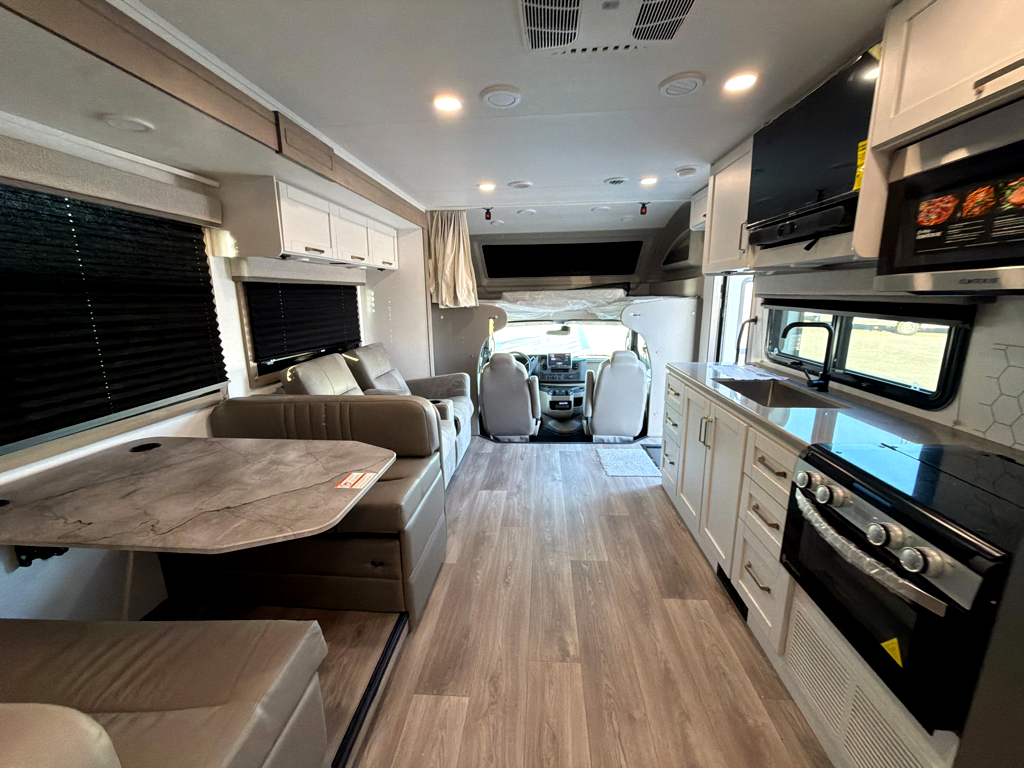2027 ENTEGRA COACH ODYSSEY 29V - Image 17
