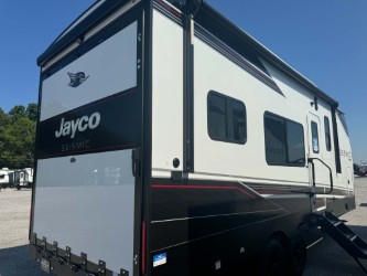 2027 JAYCO SEISMIC 214 - Image 4