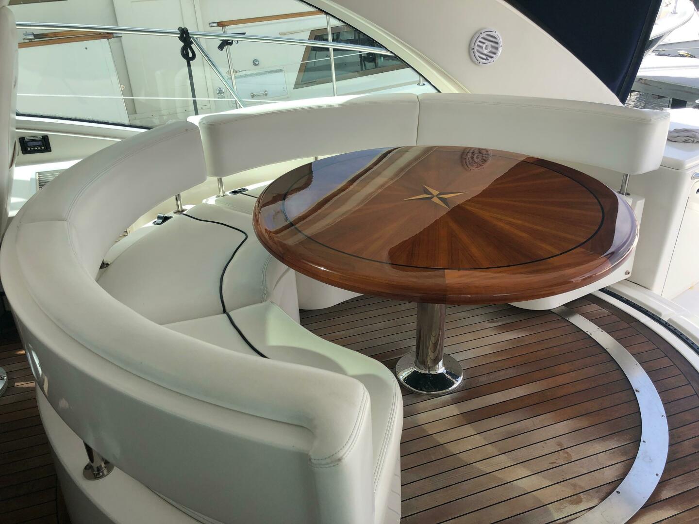 2008 Sea Ray 55 Sundancer - Image 17