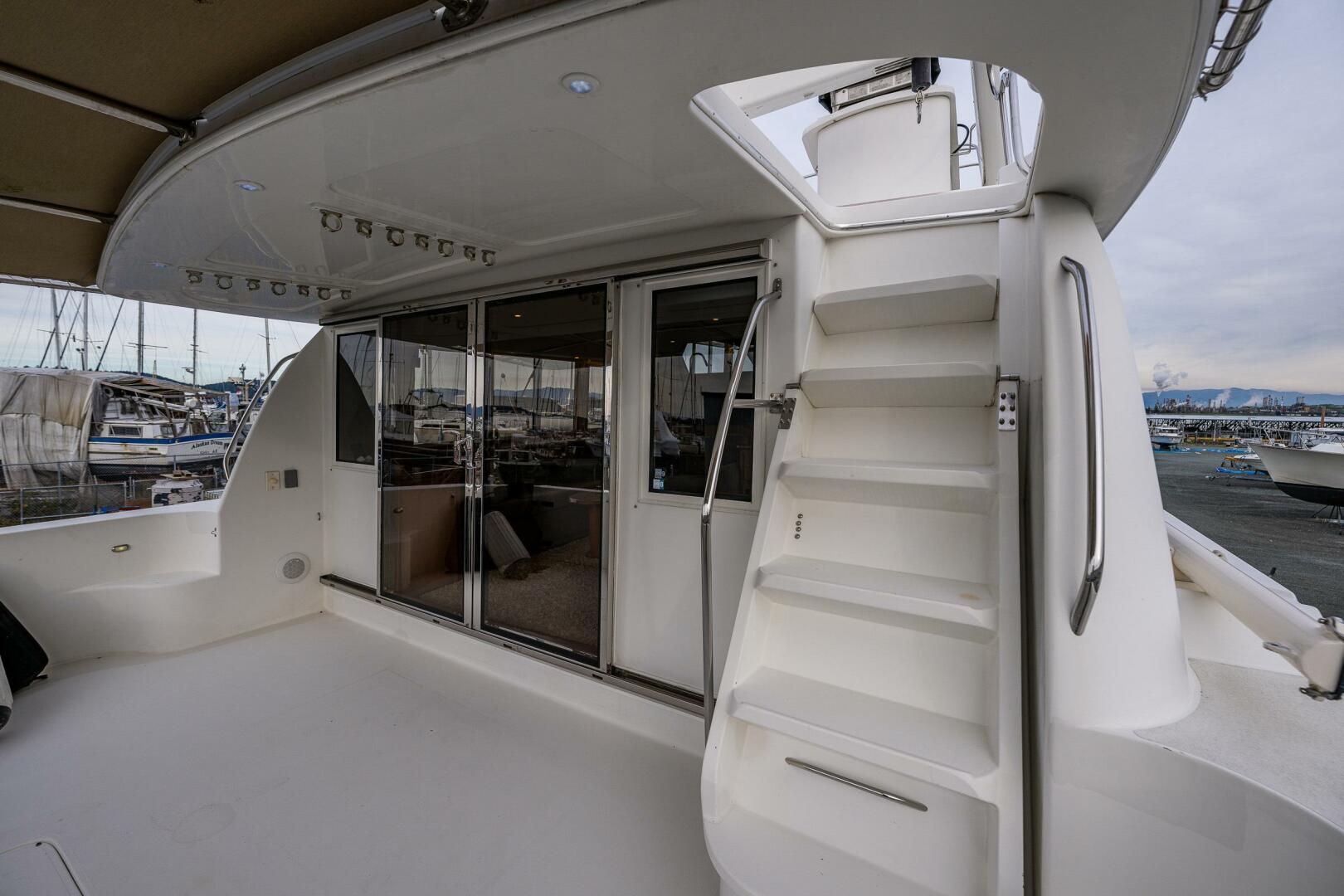 2001 Navigator 61 Pilothouse - Image 47
