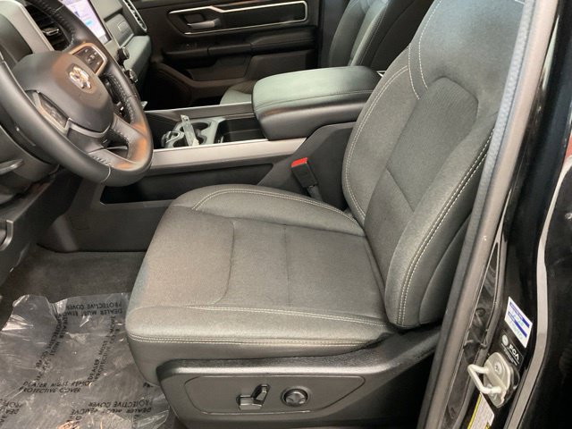 2023 Ram 1500 Pickup Crew Bighorn/LoneStar eTorque 4WD - Image 15