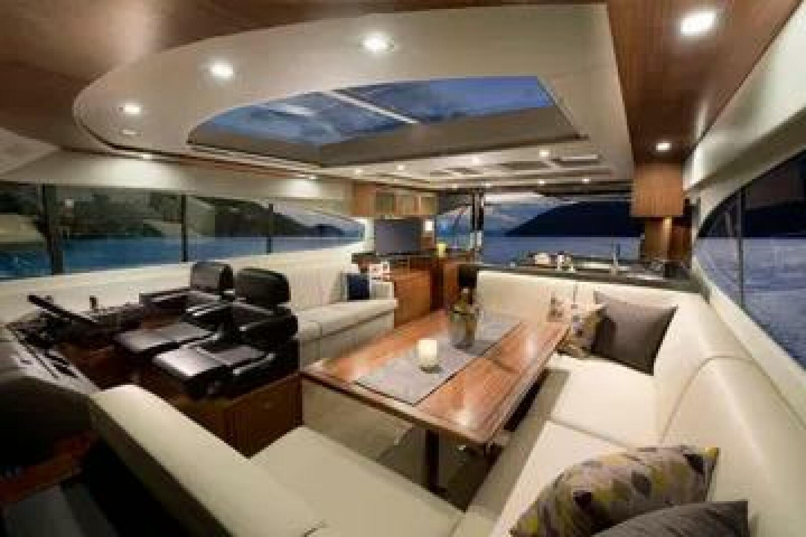 2015 Riviera Riviera 6000 Sport Yacht Base - Image 17