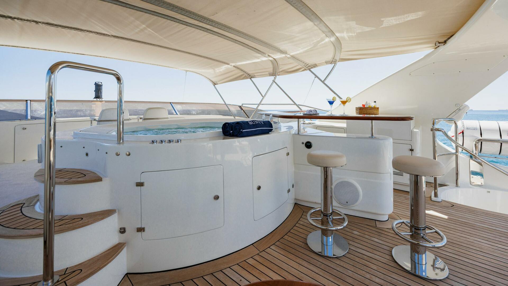 2009 Benetti Benetti Classic 120 - Image 14