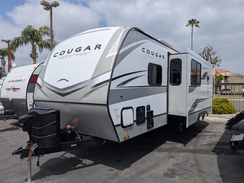 2023 Keystone Cougar Half-Ton 22MLSWE - Image 3