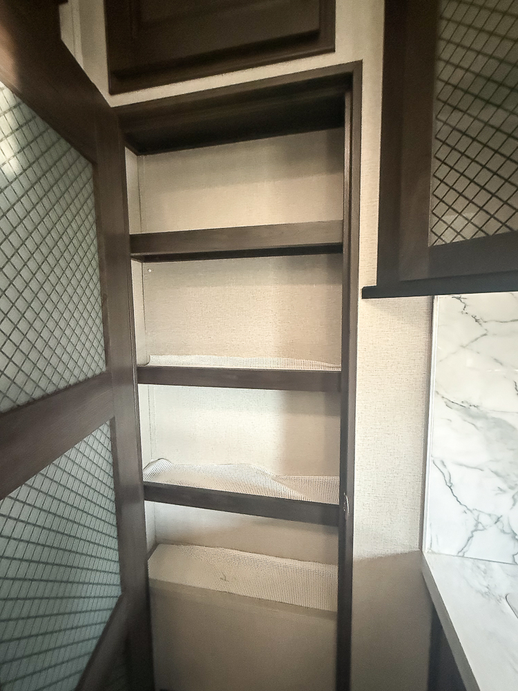 2020 GRAND DESIGN 395M - Image 29