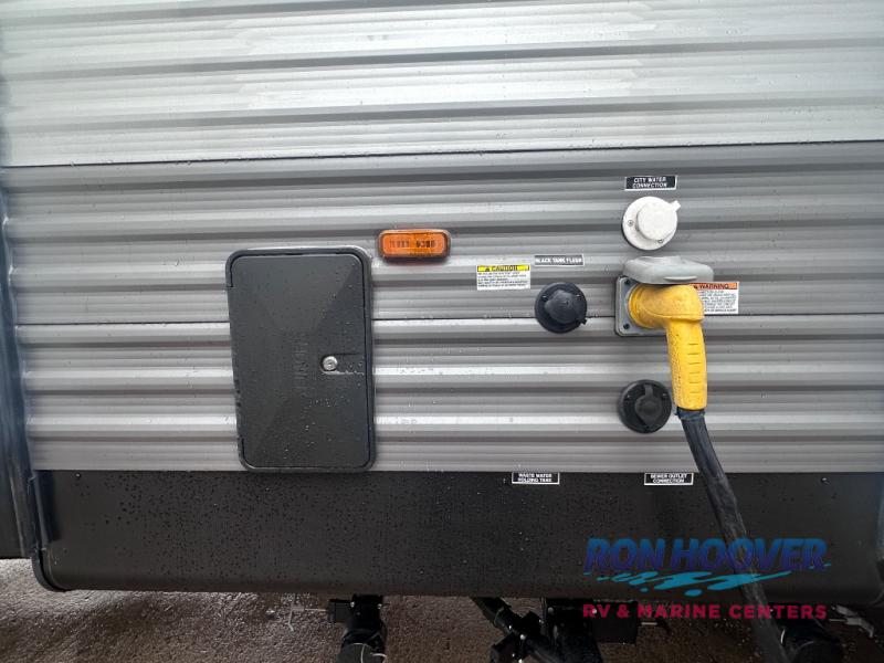 2026 COACHMEN 333DORM - Image 10