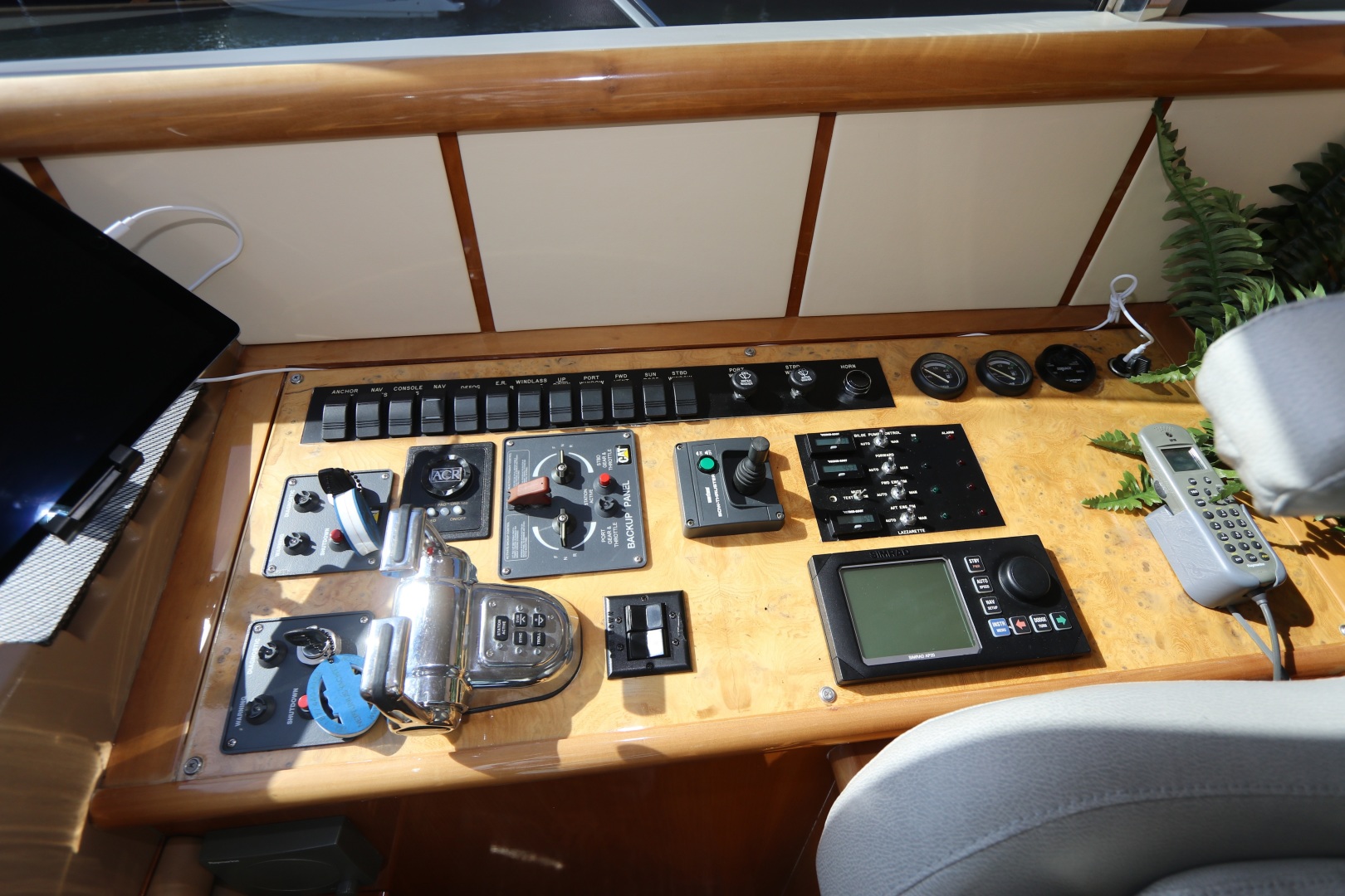 2005 Neptunus 56 Express - Image 17