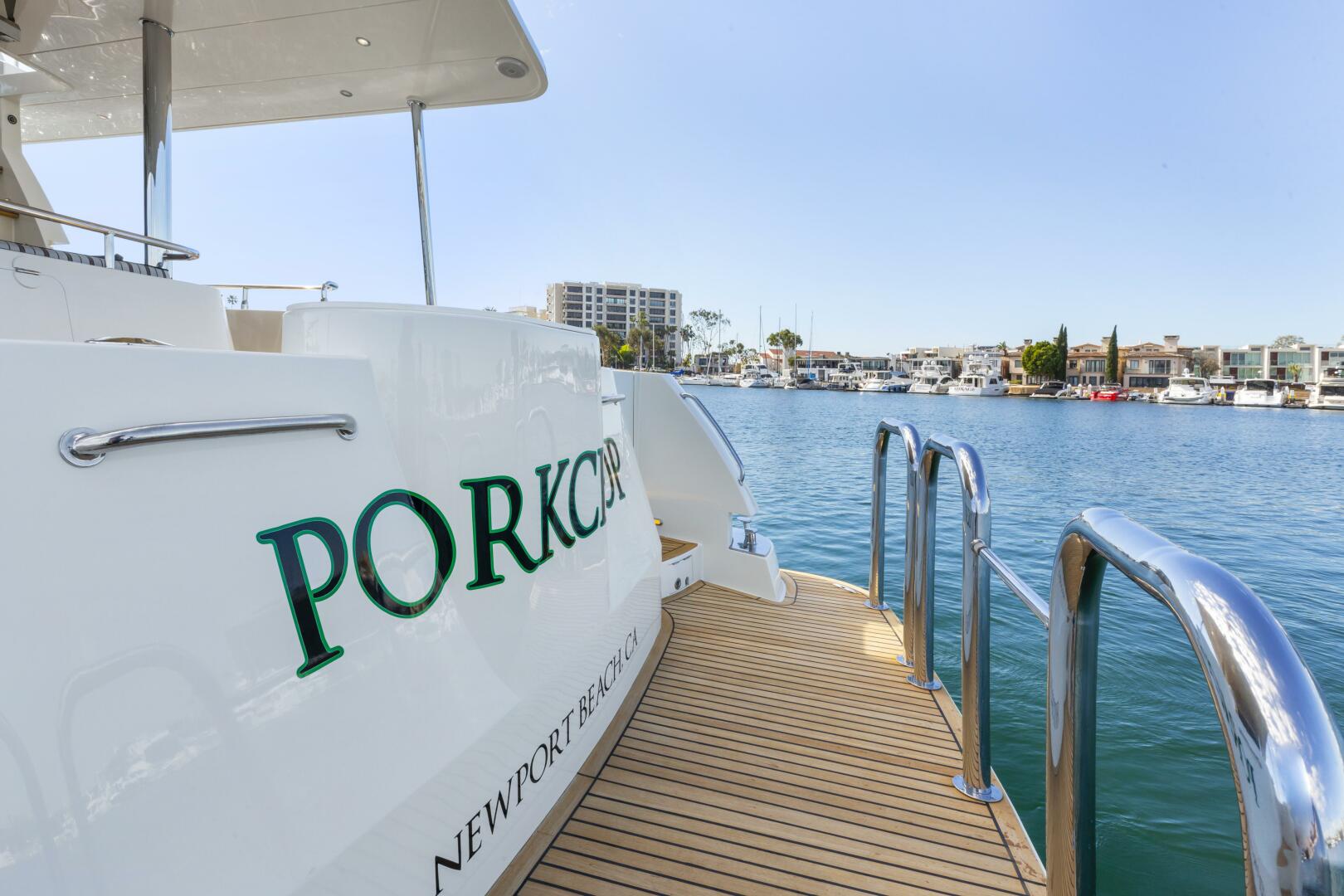 2007 Hampton Cockpit Motoryacht - Image 41