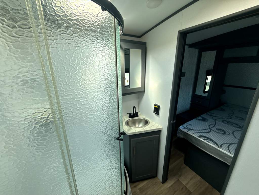 2022 KEYSTONE BULLET 30RIPR - Image 25