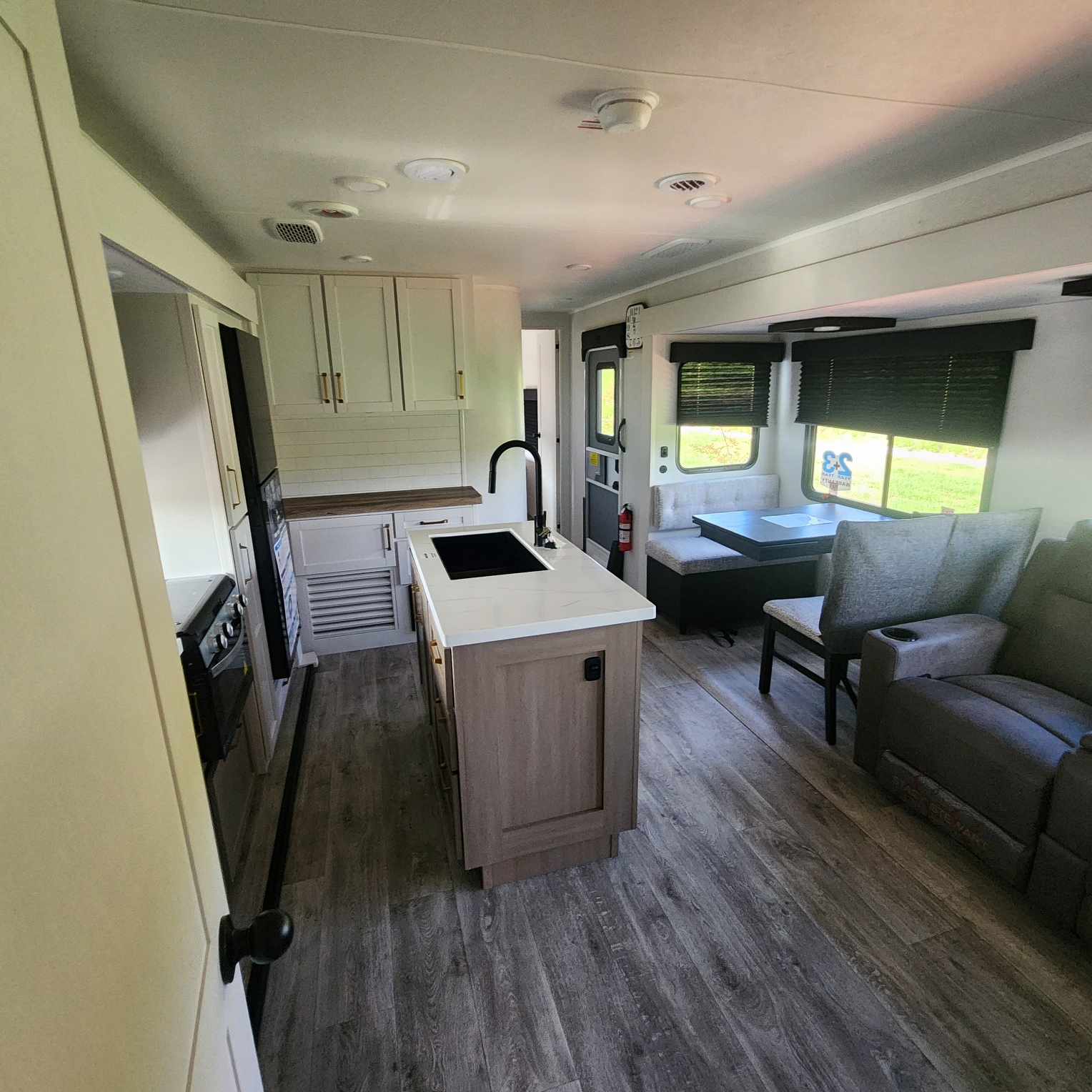 2027 JAYCO EAGLE 312BHOK - Image 29