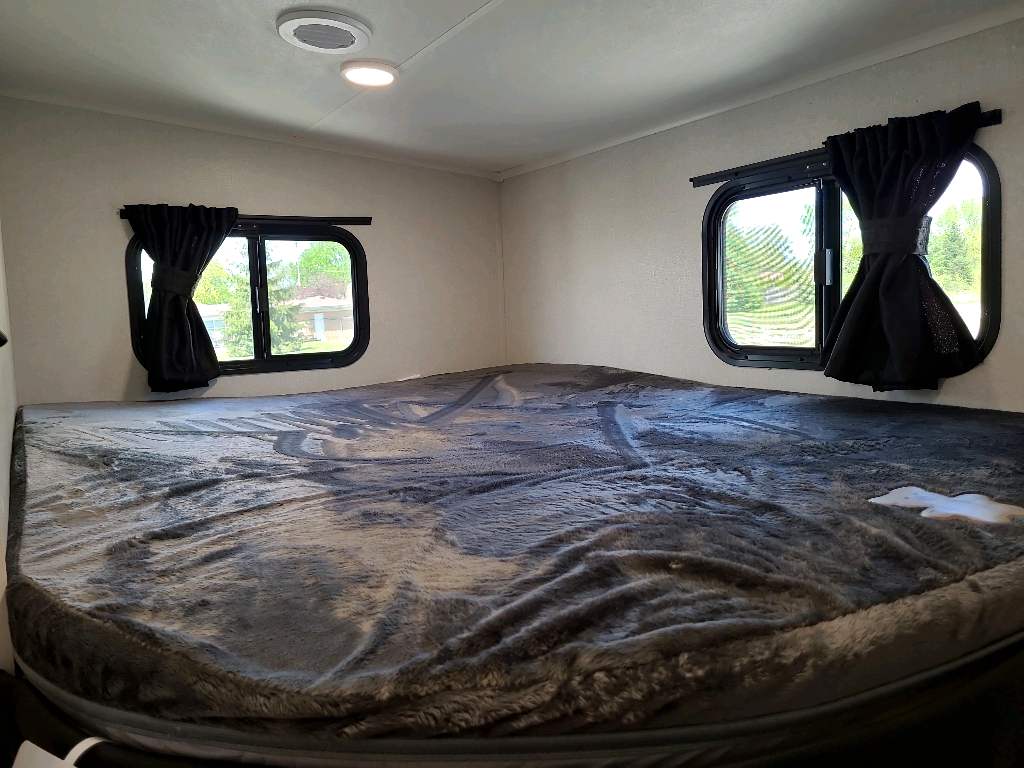 2026 Jayco Eagle SLE 28BHU - Image 12