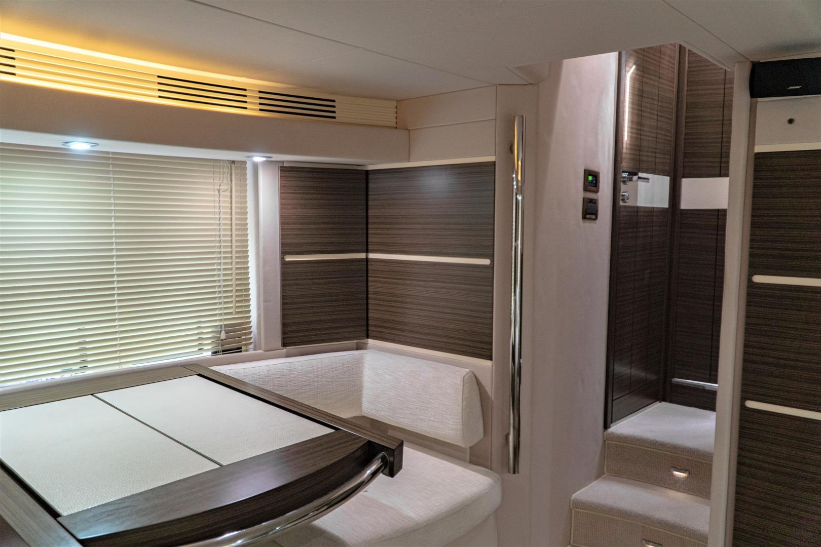 2013 Azimut FLY54 - Image 14